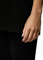 Gym King Established Boyfriend Tee Black/White Women Clothing J2PFB355 - Image 10