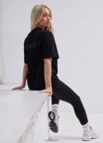 Gym King Established Boyfriend Tee Black Women Clothing J2PFB417 - Image 2