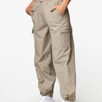 Gym King Utility Woven Cargo Pant Mocha Women Clothing J2PFB591