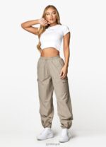 Gym King Utility Woven Cargo Pant Mocha Women Clothing J2PFB591 - Image 6